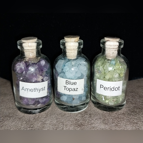 3 Jars of Loose Natural Undrilled Amethyst Blue Topaz Peridot Gemstone Chips - Picture 2 of 14